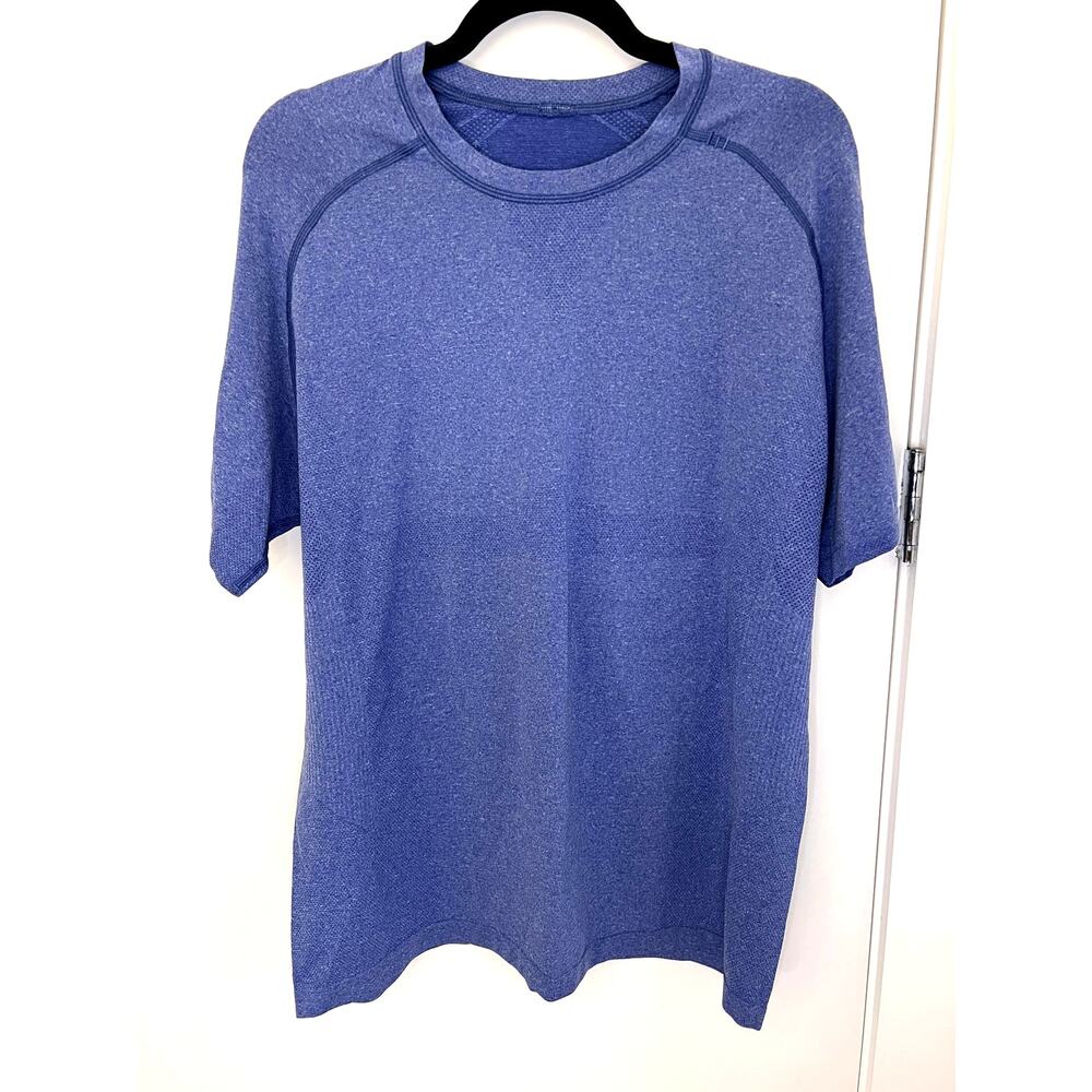 Lululemon Metal Vent Tech Short Sleeve. Size XL EUC. Blue